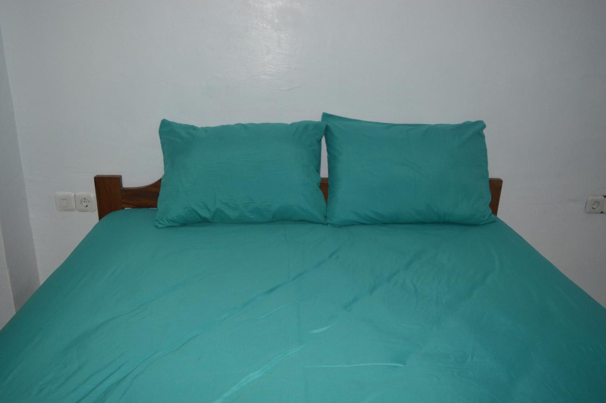 Labuan Bajo Mahoni Guesthouse Eksteriør billede